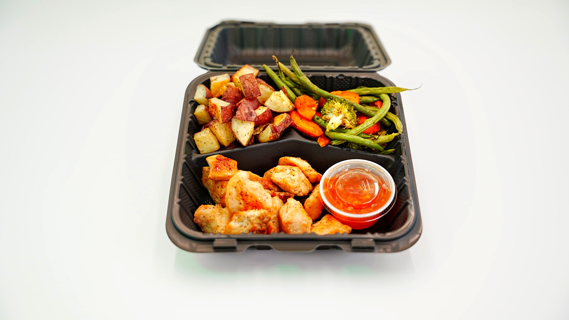 Sweet Chili Fire Chicken w/Potatoes & Mixed Veggies
